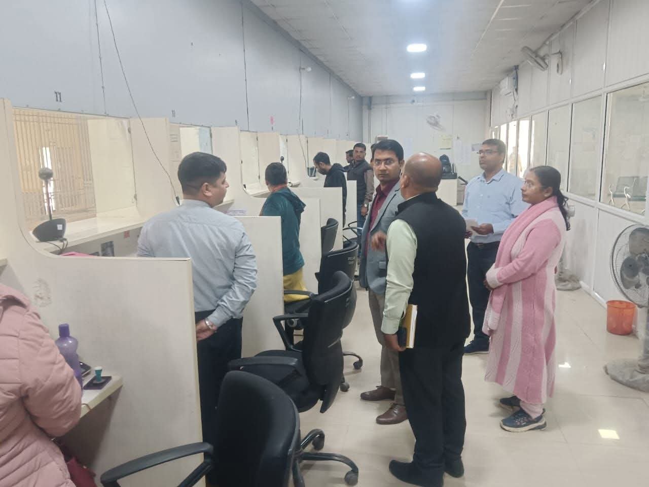 उप विकास आयुक्त ने DRCC कार्यालय का किया निरीक्षण, छात्र क्रेडिट कार्ड सहित विभिन्न योजनाओं की प्रगति की समीक्षा